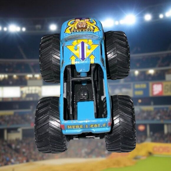 Monster Jam Hot Wheels BACKWARDS BOB Monster Truck 1:64 Diecast A37 - Picture 6 of 7
